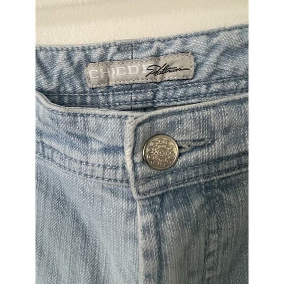 Chicos Platinum Womens Size 2 Crop Jeans Light Wash Embroidered Pockets Stretch - Picture 5 of 12